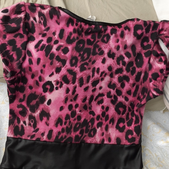 Dress - Picture 6 of 7